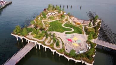Little Island Park Pier 55 v New Yorku
